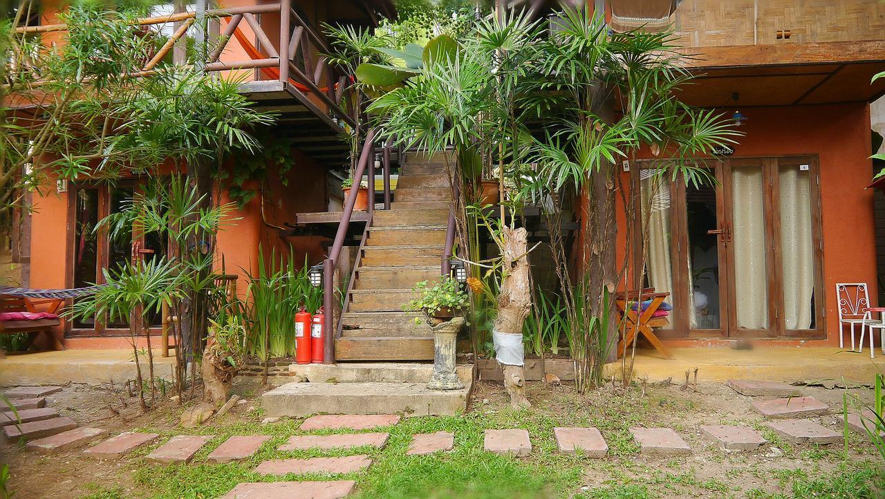 Pho Rak Nah Pai Hotell Rum bild